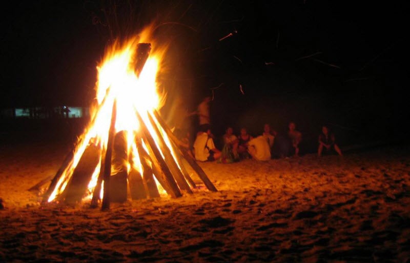 Mơ thấy bật lửa - Tự tay châm lửa và thấy ngọn lửa sáng đều Mơ thấy bật lửa - Tự tay châm lửa và thấy ngọn lửa sáng đều