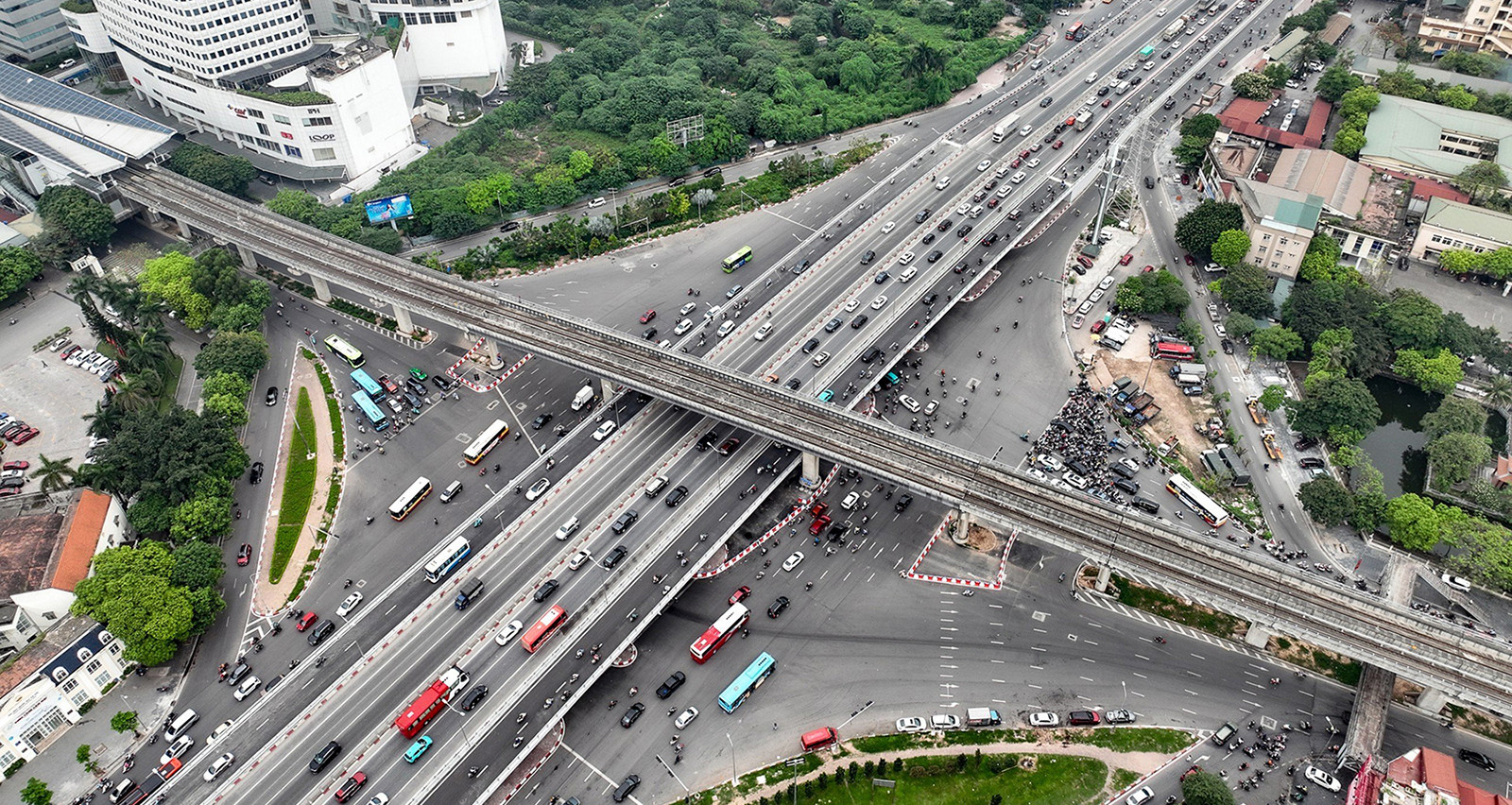 Mơ thấy cầu vượt - Khi giấc mơ xuất hiện giữa lúc bạn đang chịu áp lực Mơ thấy cầu vượt - Khi giấc mơ xuất hiện giữa lúc bạn đang chịu áp lực